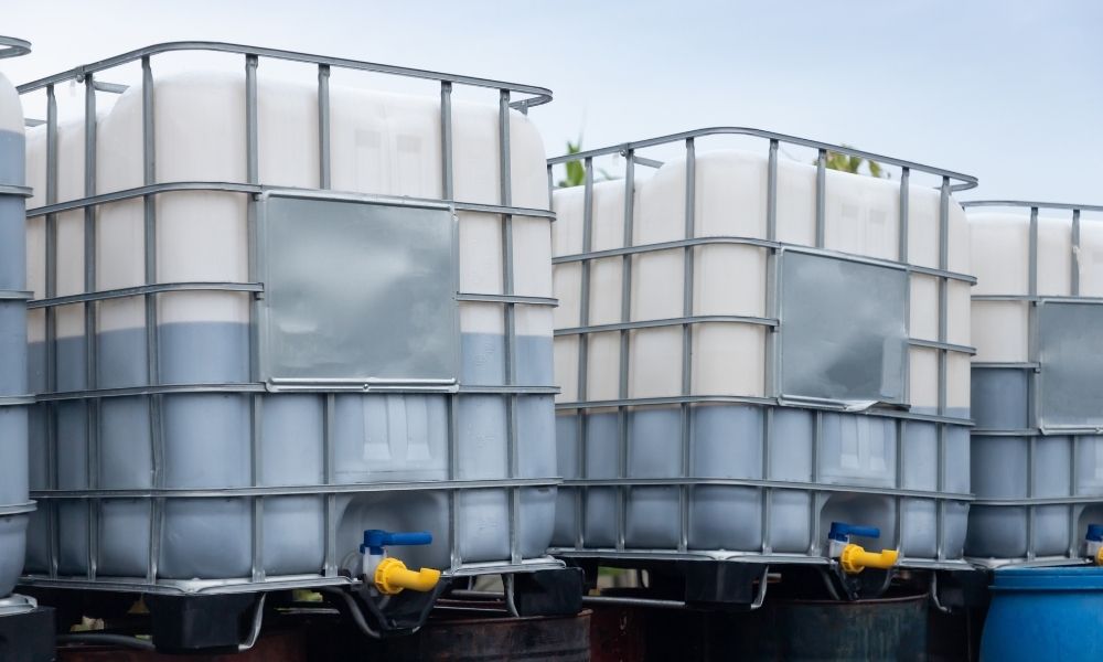 Choosing the Right Size and Type of Industrial Plastic Tank
